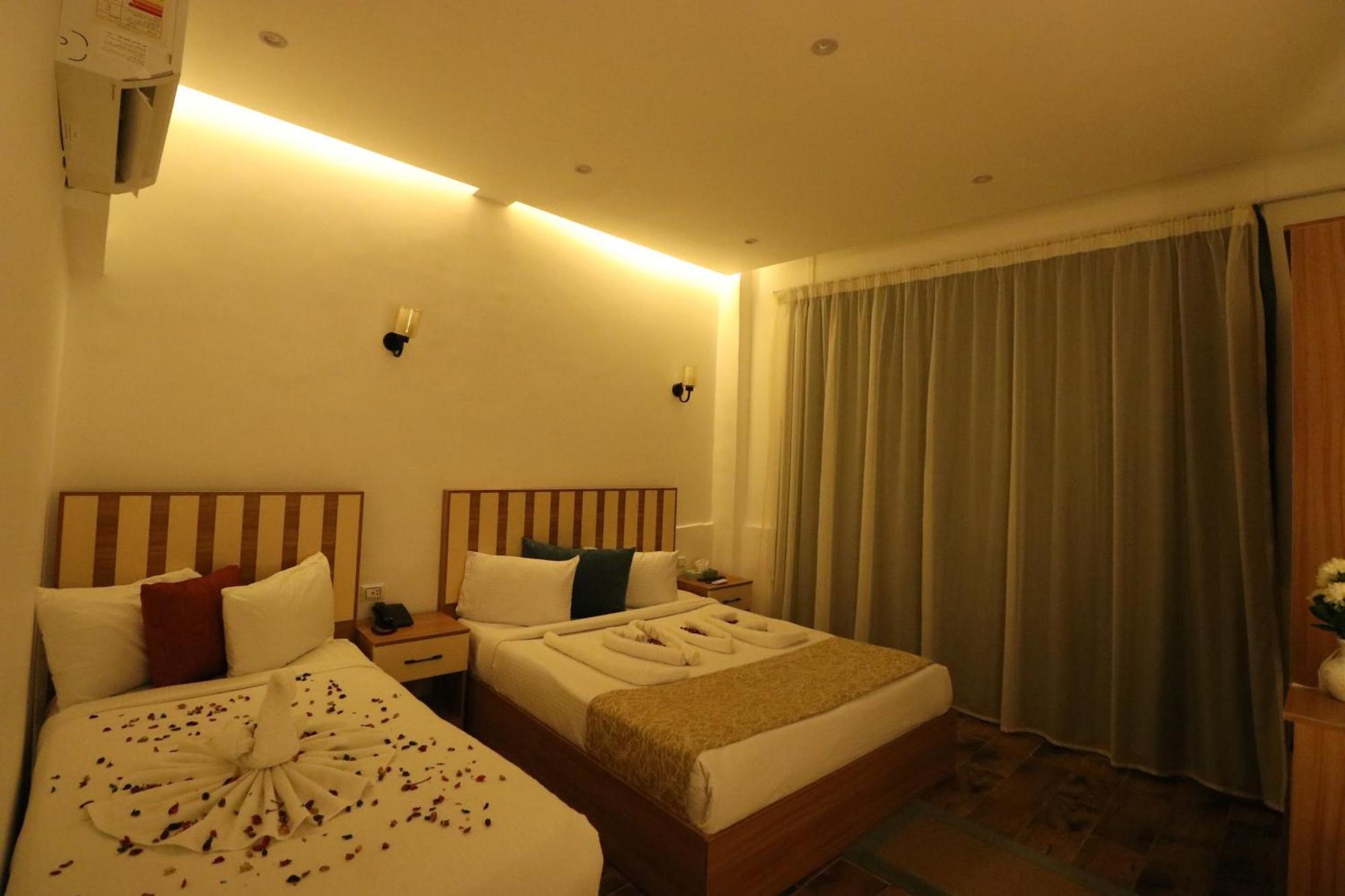 West Pyramids Hotel Kafret el-Gabal المظهر الخارجي الصورة